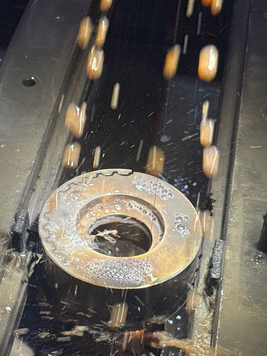 DK7745 simda kesadigan stanokda temir kesib beramiz