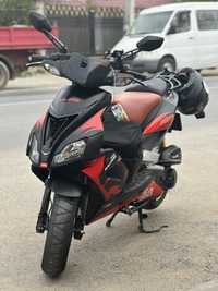 Aprilia sr factory 5