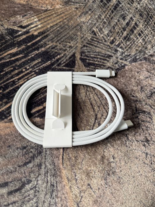 зарядно за iphone/ipad cable
