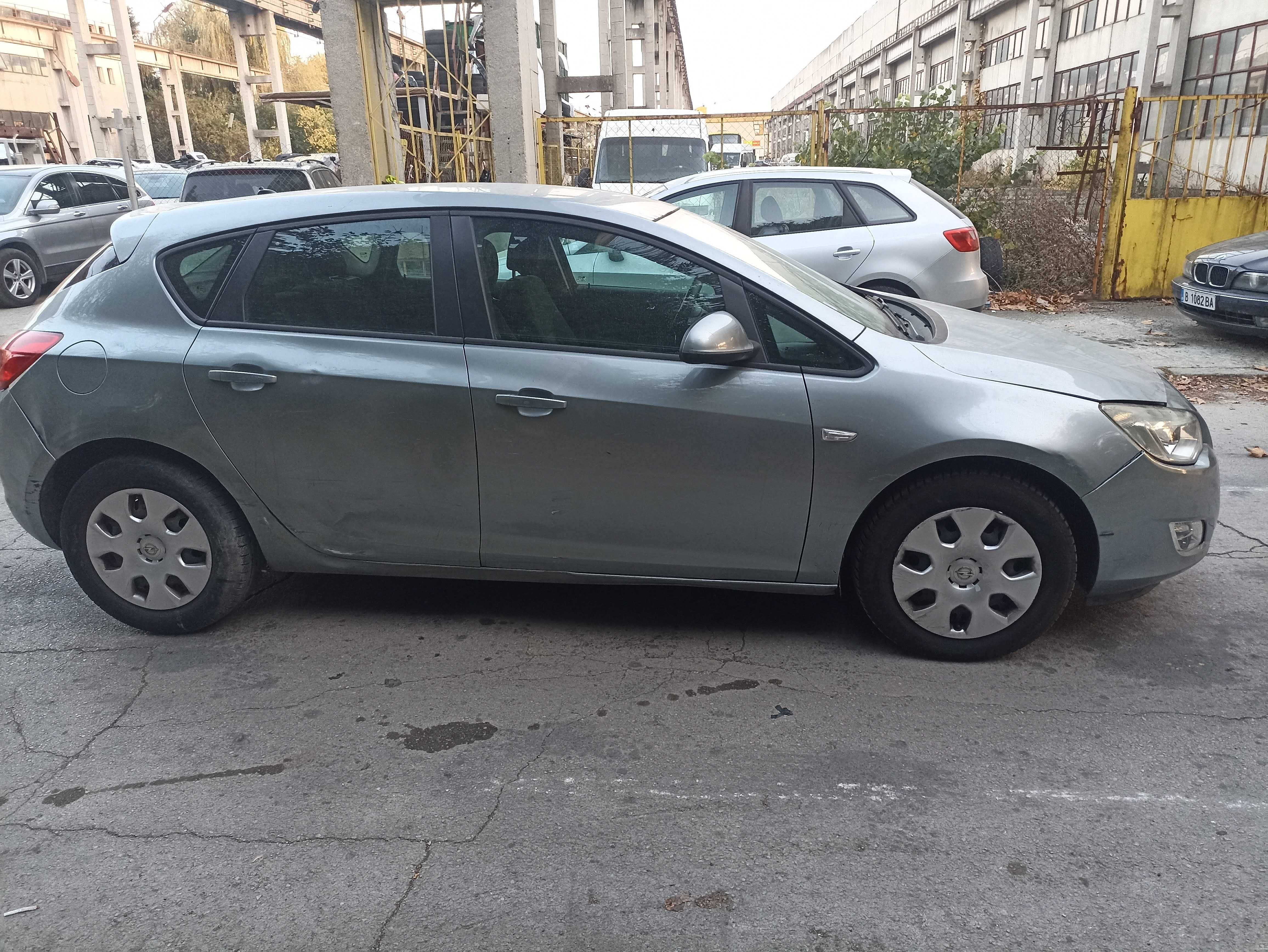 Опел Астра 2011г / Opel Astra J  1,7 CDTI - на части