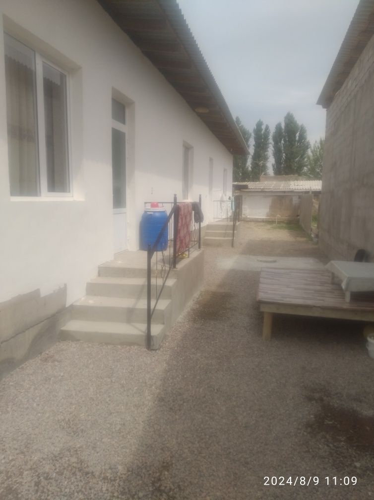 Продаю частный дом в г Нурафшон