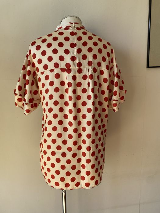 Бежов топ на червени точки, Zara, M/ L