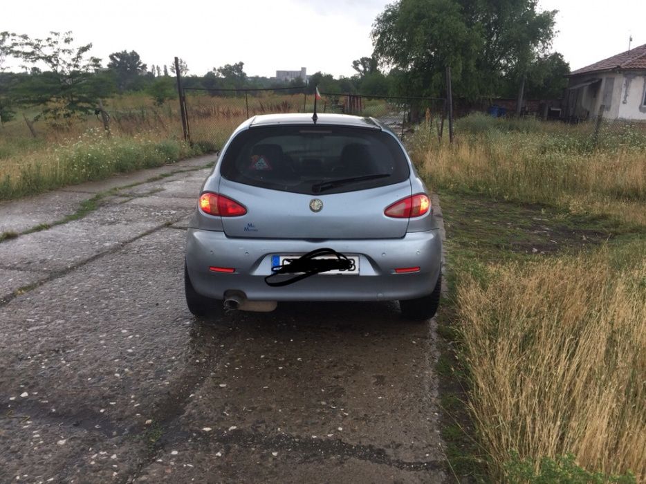 Алфа 147 1.6 105 коня 2004 година на части