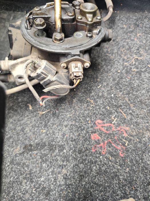 Моноинжекция за suzuki swift 1000 кубик 3 цилиндър от 95до20001 година