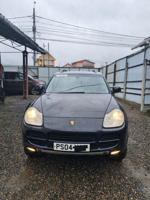 Aripa Stanga Fata Porsche Cayenne 2002 - 2006 4 Usi NEGRU Z4 / C9Z (1131)