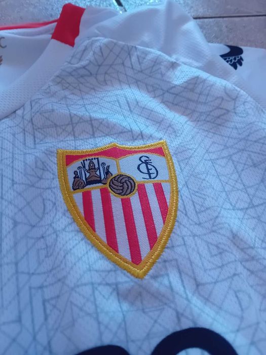 Чисто нов оригинален екип на Севиля