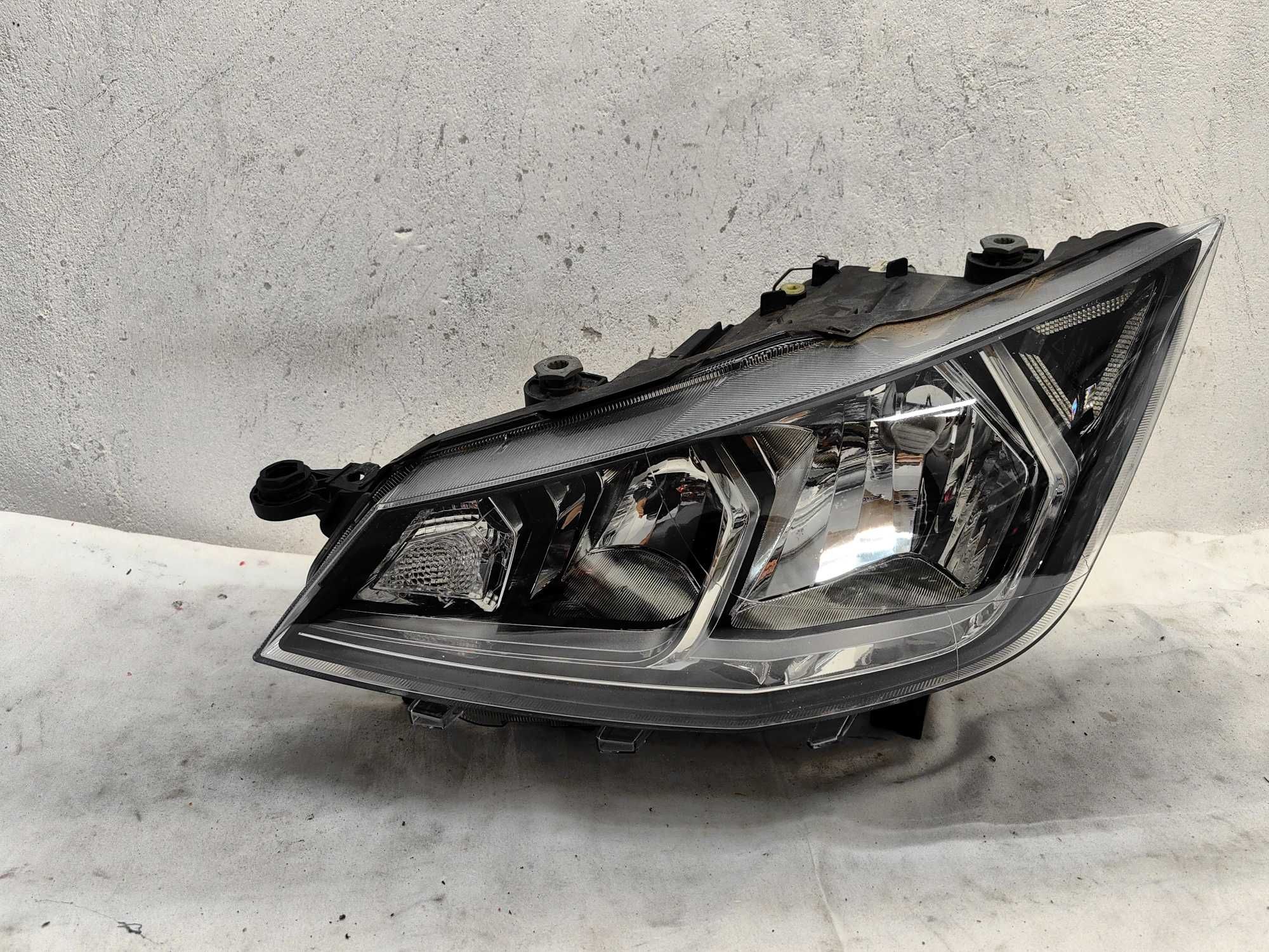 Оригинален фар Сеат Ибиза  Seat Ibiza Led