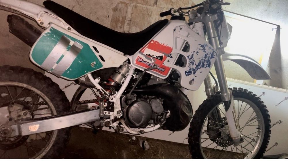 Honda cr 250 2t.