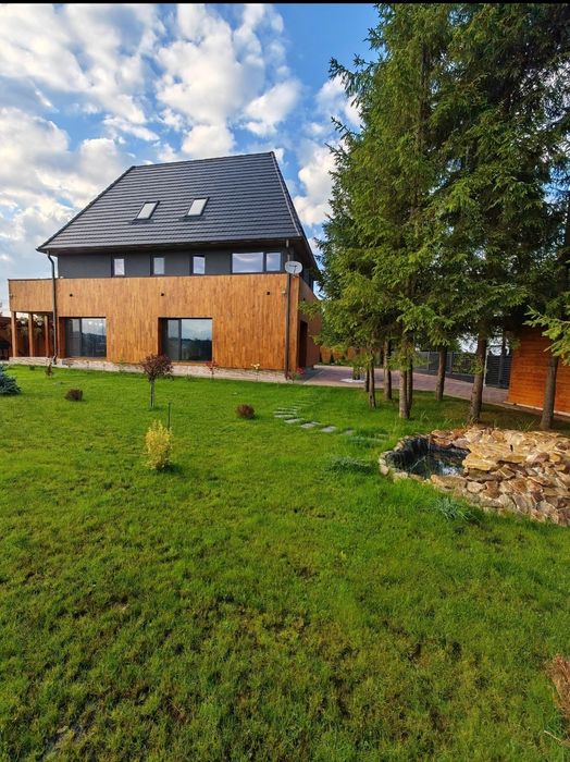 Cabana de vanzare in Belis!