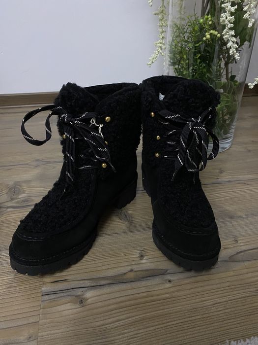 Ghete TORY BURCH din piele și blană naturală mar 39 / 40