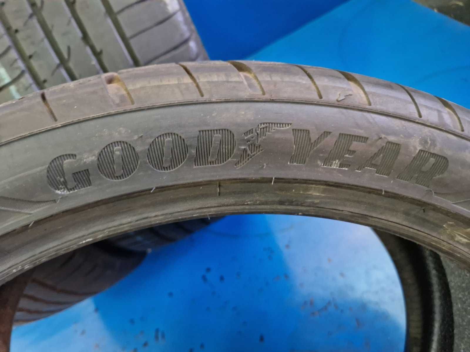 4 Goodyear R22 265/35-285/35
летни гуми спорт пакет DOT0720