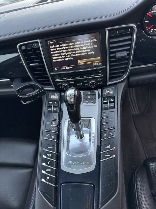 Dezmembrez porsche panamera hybrid 3.0 distronic perne etc