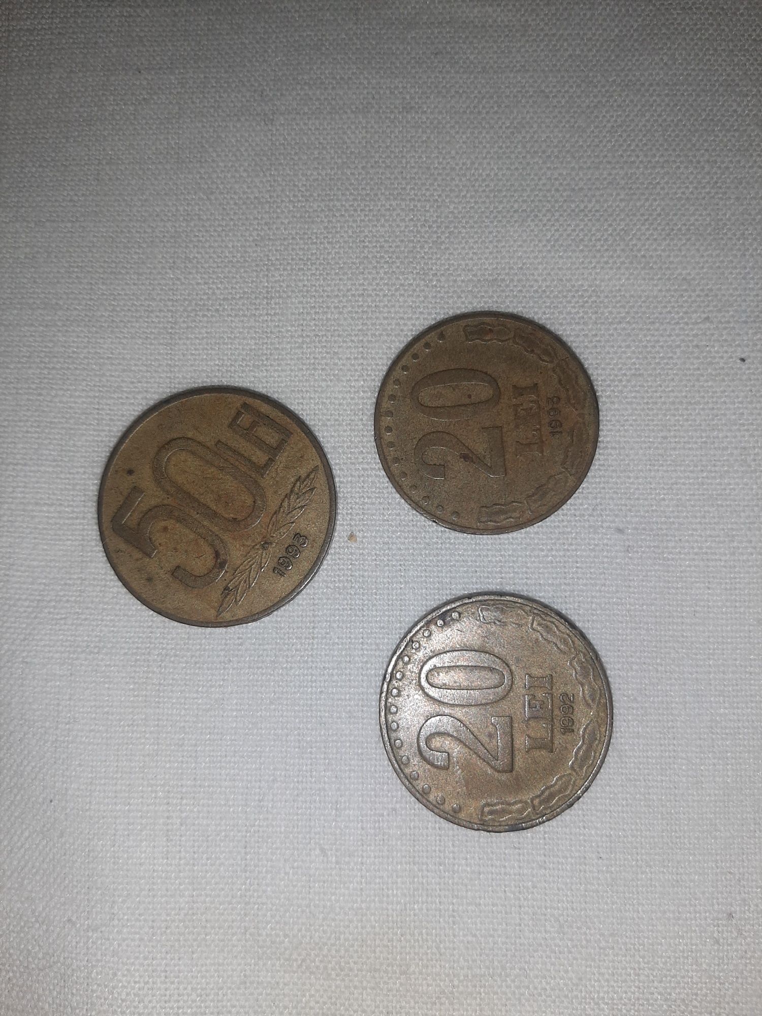 Vand monede vechi