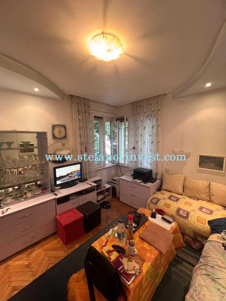 Продава се Четиристаен апартамент в Варна, Гръцка махала - 135 кв.м за 2489 €/кв.м - Снимка #5
