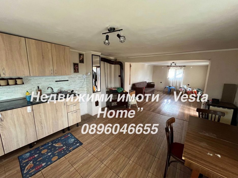 Продава се Къща в Казанлък - 100 кв.м за 612 €/кв.м - Снимка #4