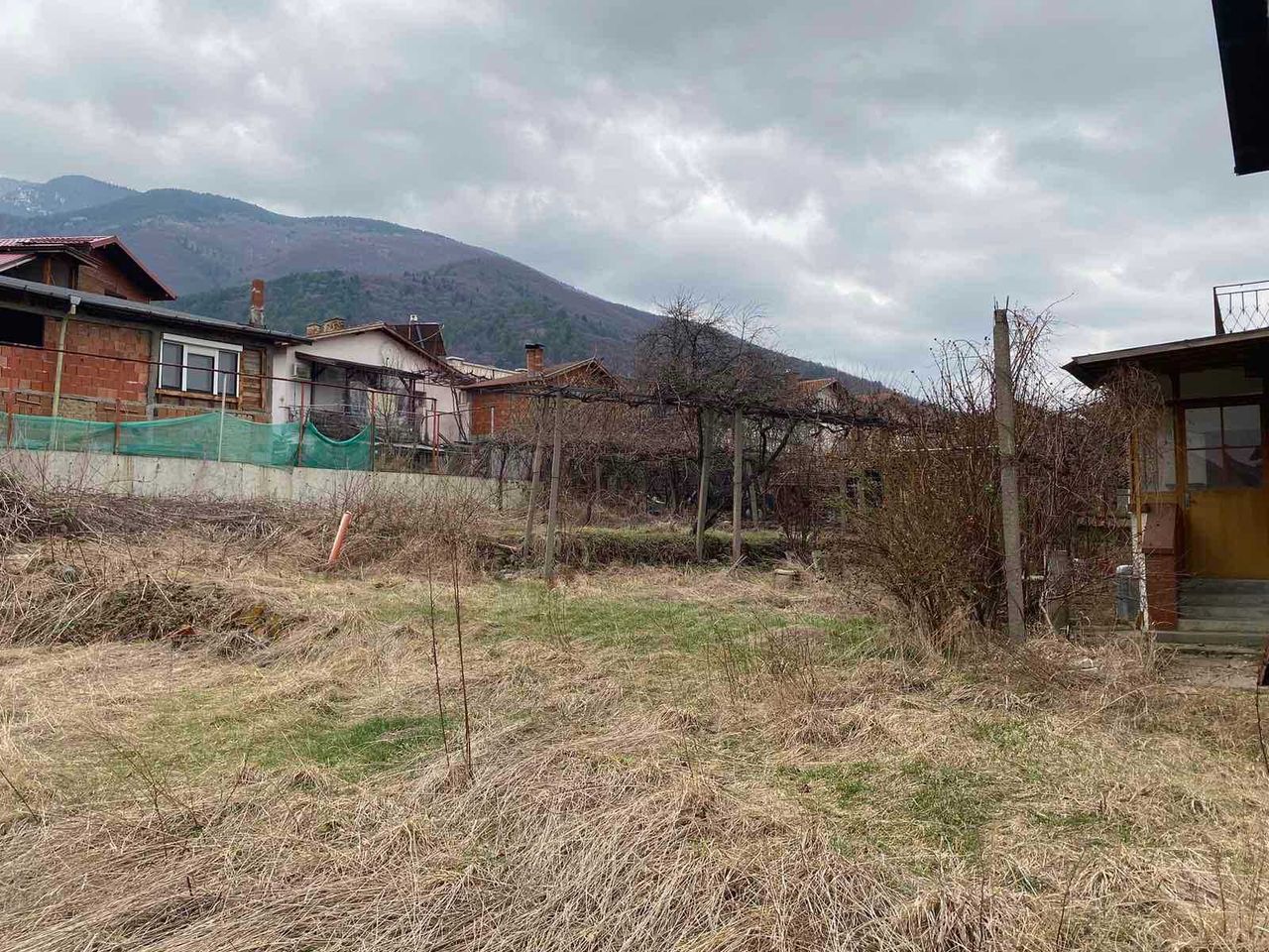 Продава се Къща в Сапарева баня - 245 кв.м за 488 €/кв.м - Снимка #2