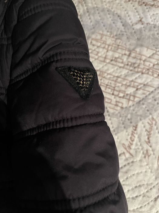 Оригинално яке Guess