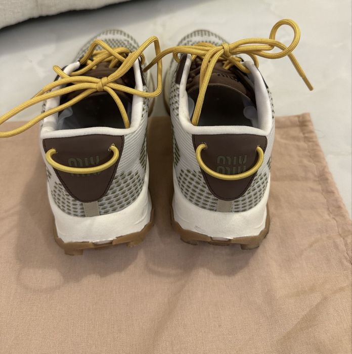 маратонки Miu Miu