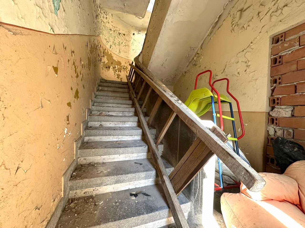 Продава се Къща в Павликени - 205 кв.м за 205 €/кв.м - Снимка #3