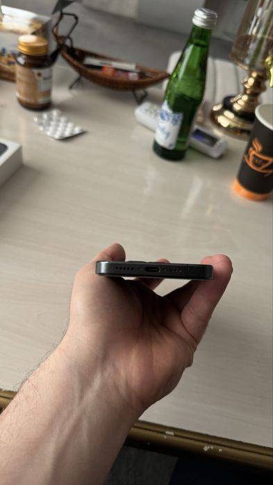 Iphone 15 pro black 128 gb