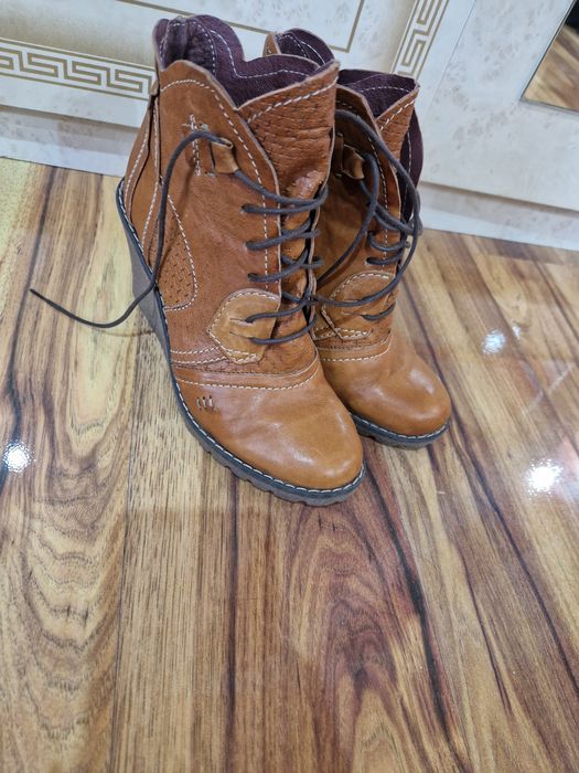 Ghete din piele naturala masura 36