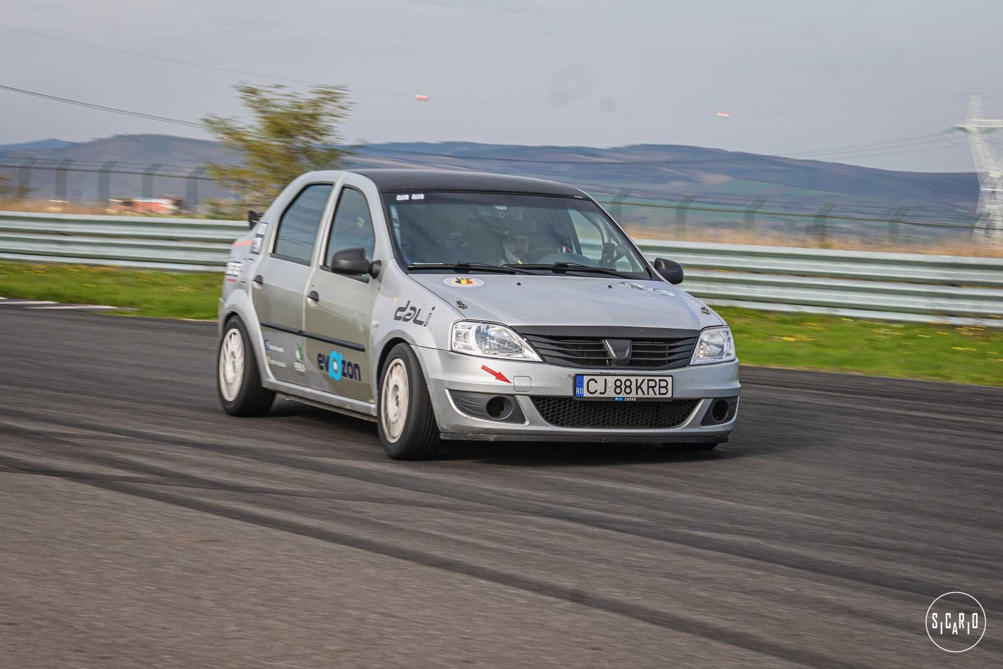 Dacia Logan 1.6 16v pt. competitii sportive