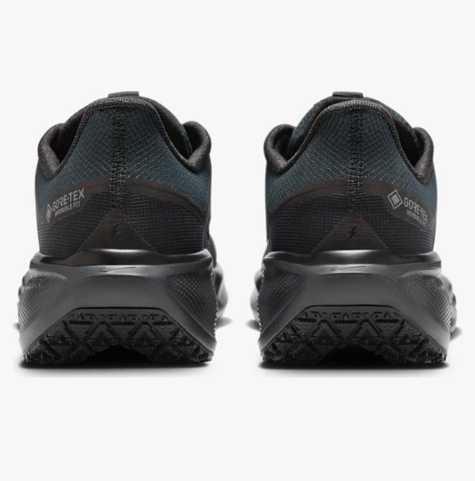 NIKE brendidan Kross