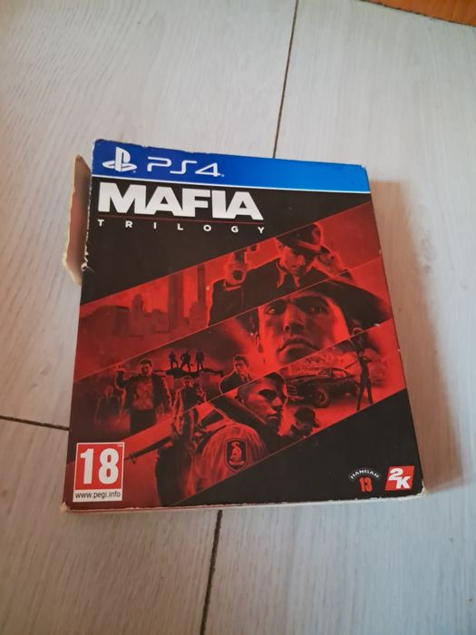 Vând joc ps 4 Mafia Triology