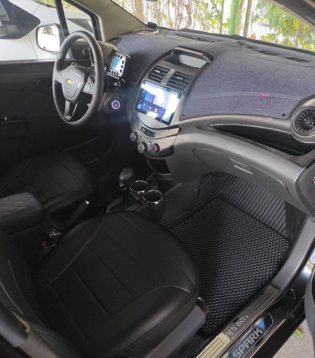 Продаю  Спарк 2013 год