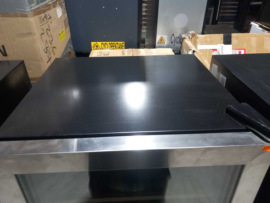 SUPER OFERTA Frigider  de vinuri