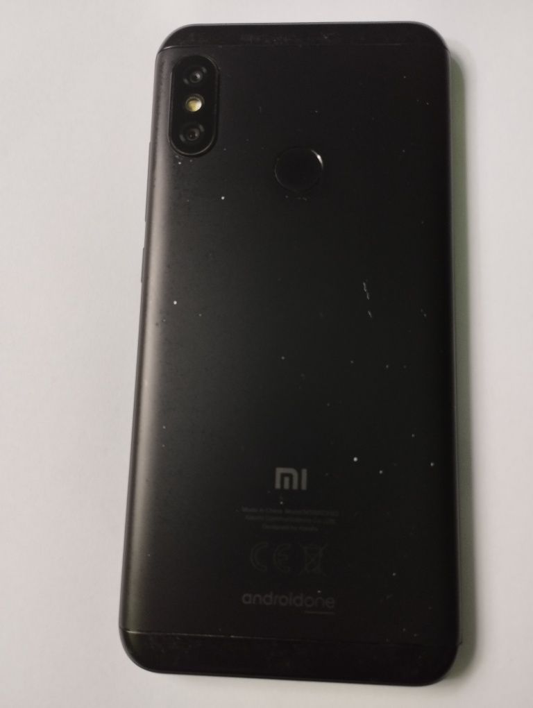 Xiaomi Mi A2 Lite 4Gb/64Gb display defect - 100 lei