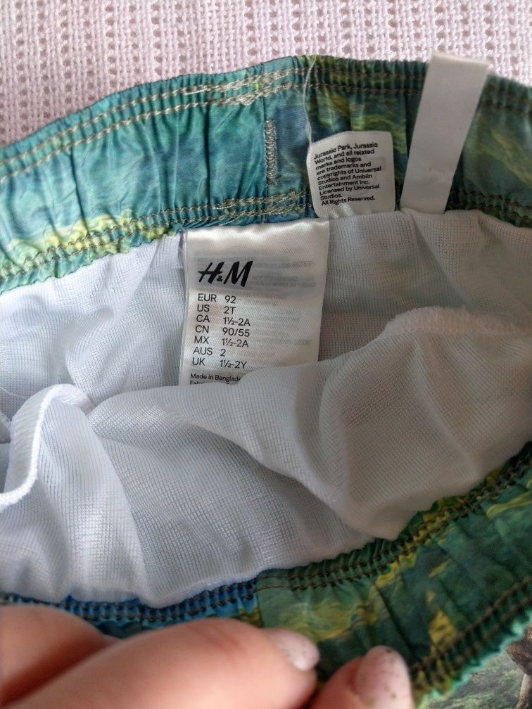 Nr 92, pantaloni inot baieti, dinozauri. H&M