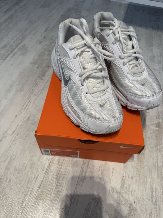 Маратонки Nike Initiator номер 40