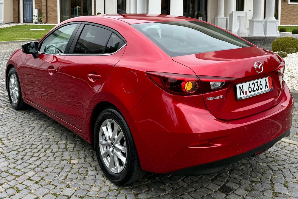 Mazda 3 LIM Benzină 2.0 Fără Turbină An fab. 2015 Euro 6