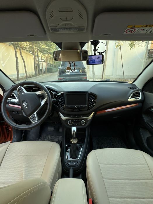 Lada Vesta Cross SW (Mars) full