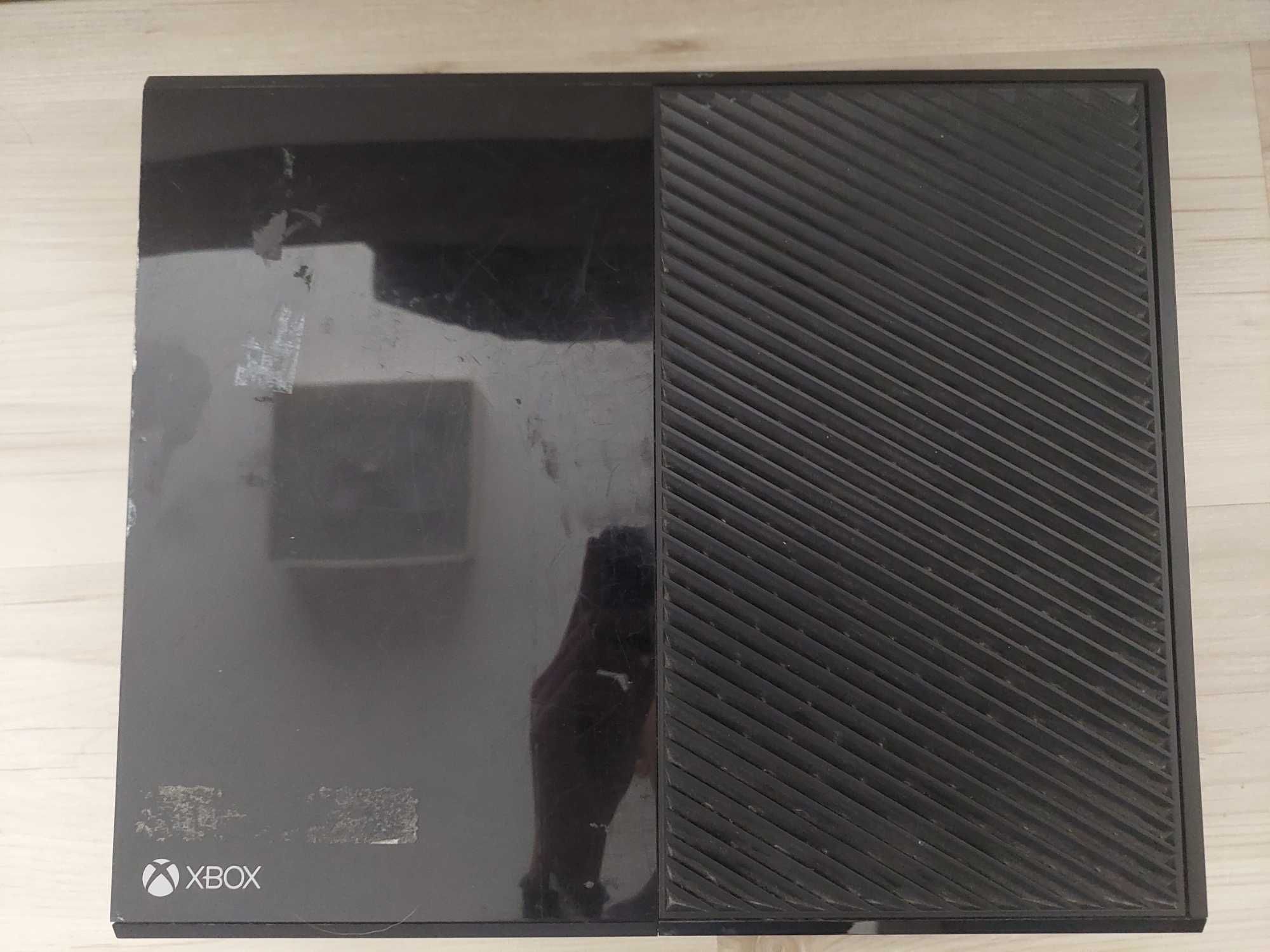 Xbox One с 2 безжични контролера!