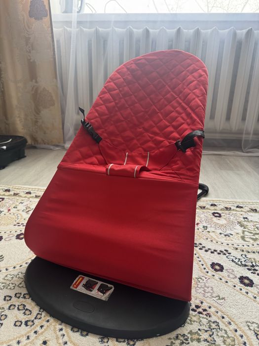 Продам шезлонг с бассейном