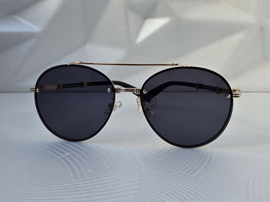 Дамски слънчеви очила кръгли овални 2 цвята черни кафяви