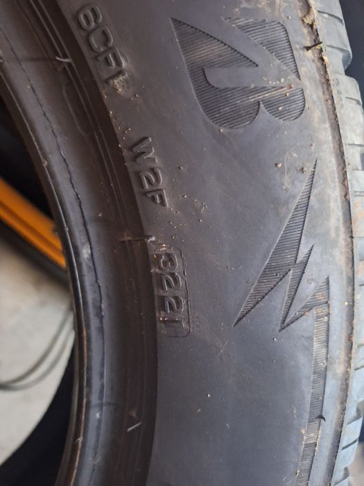 7+мм! 215 60 16 Bridgestone blizzak lm005