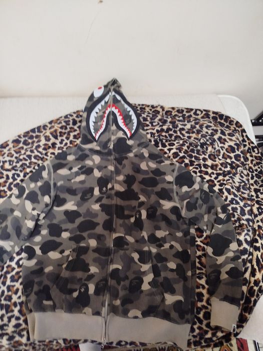 Зипка bape в камуфляжной расцветки