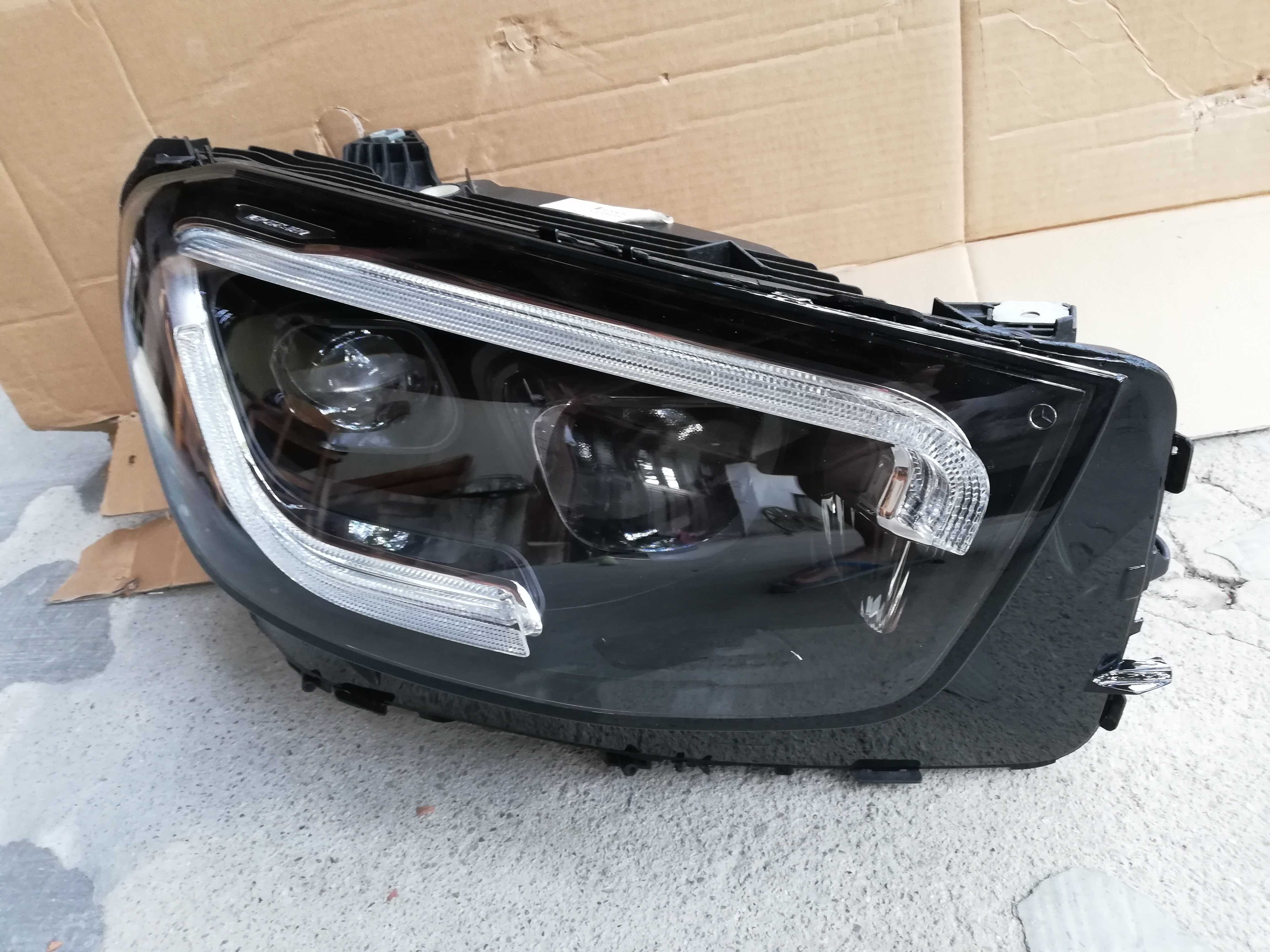 Фар Мерцедес ГЛЦ W253 LED десен/Фар Mercedes W253 GLC FULL LED