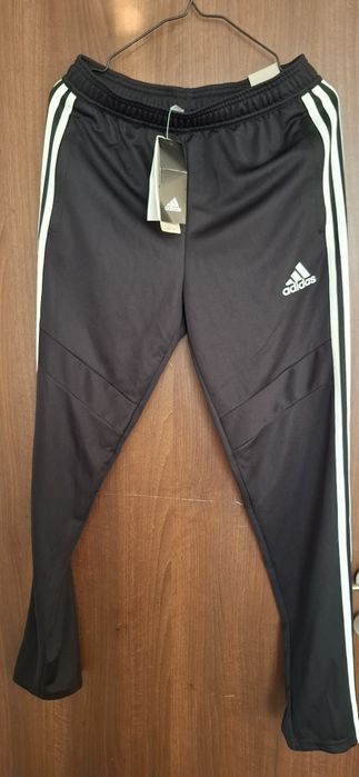 ADIDAS НОВО Детско спортно долнище за момче 13-14 г