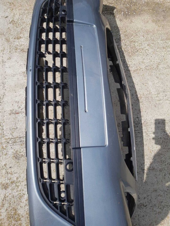 Продавам оригинална предна и задна броня за Opel Astra J