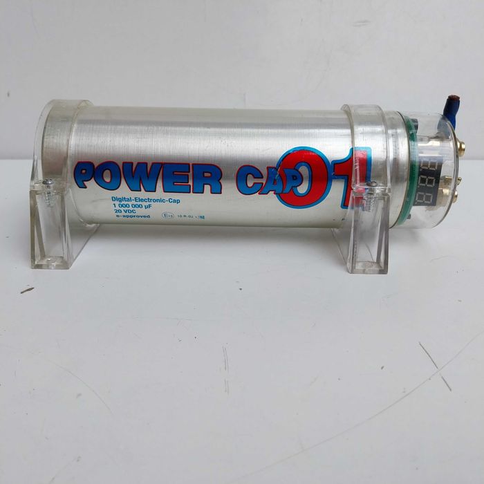 НАЙ ДОБРАТА ОФЕРТА Усилвател за кола Renegate / Alpine /Кондензатор