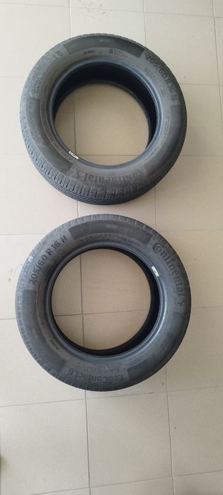 Vând 2  anvelope de vara Continental 205/60R16,  DOT 2021