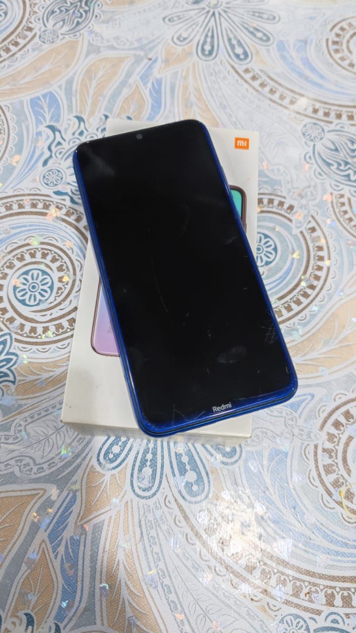 Oppo a17 и Redmi note 8