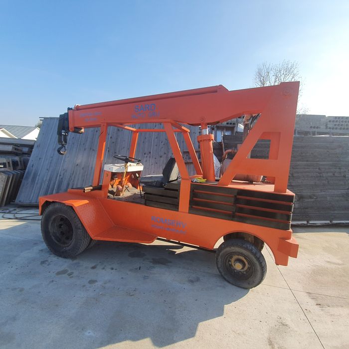 Vând macara braț hidraulic automacara încărcător frontal stivuitor