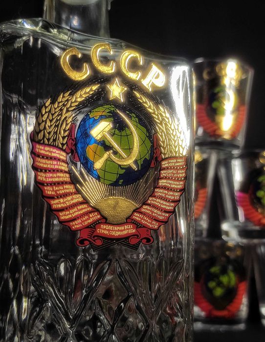 Графин и Рюмки СССР. Подарочный набор.