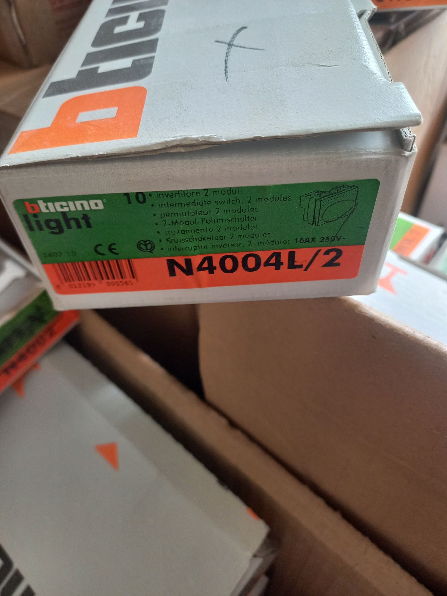 Intrerupatoare Bticino Light 2 module cap scara, cod N4004L/2