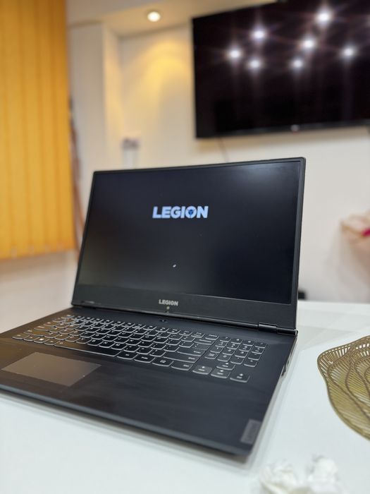 Laptop Legion Lenovo